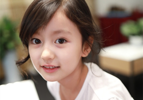 彭姓女孩名字简单好听