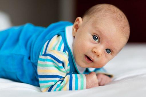 2023年双子座的男宝宝如何取好听干净的名字